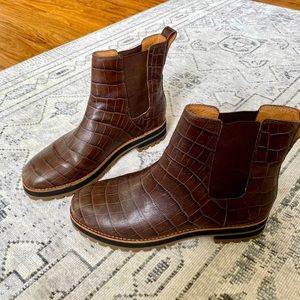 Madwell Croc Embossed Leather boots